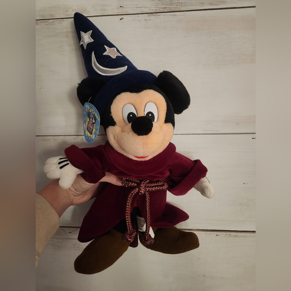 Disney Sorcerer Mickey Mouse